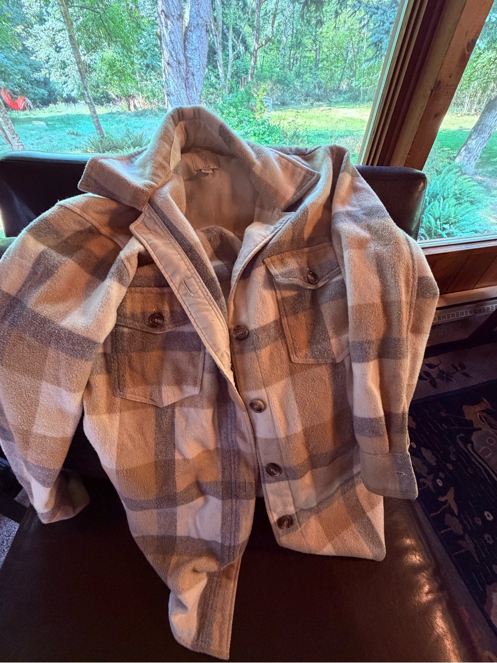 Joie Cream & Gray Plaid Women’s M Shacket